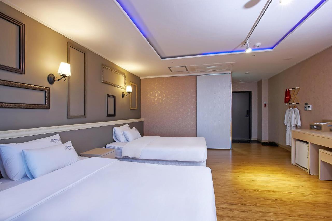 Dome Hotel גאוז'ה מראה חיצוני תמונה